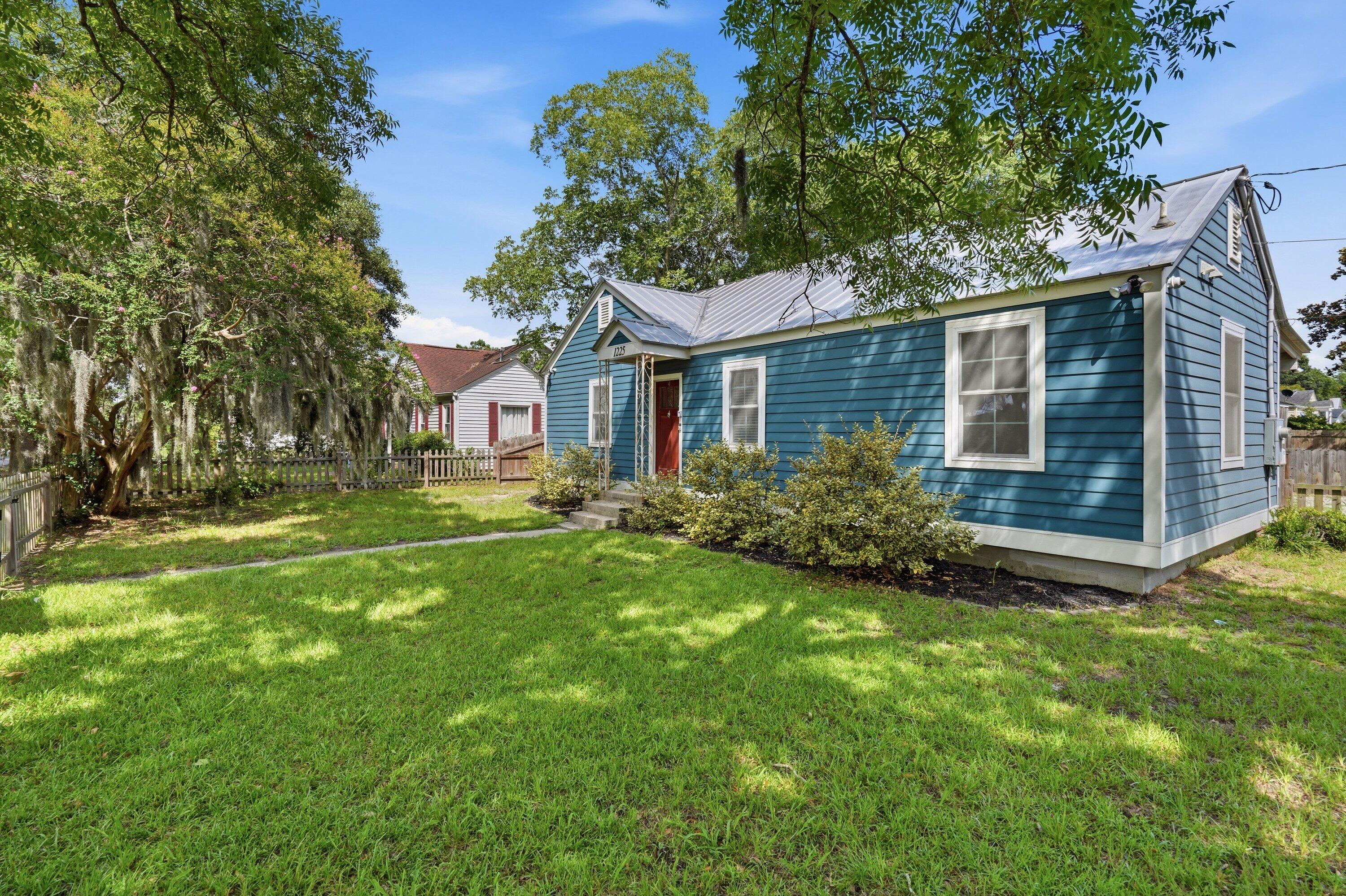 1225 Yeamans Hall Road