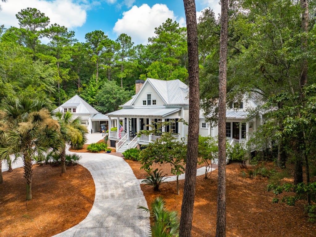 Photo of 204 Royal Assembly Drive, Charleston, SC 29492 (MLS # 26025276)