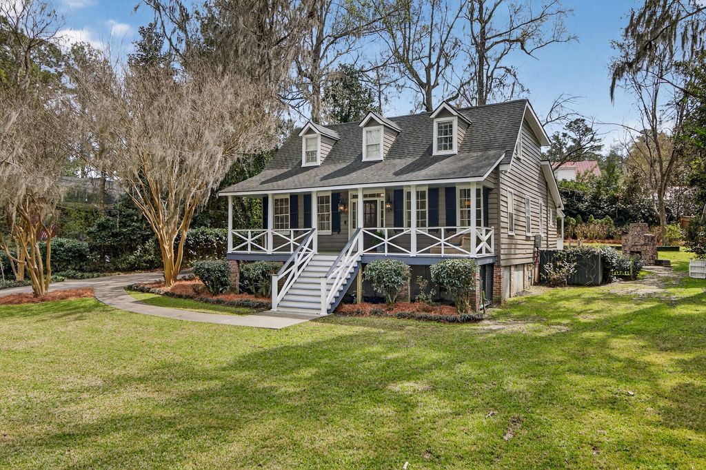 Photo of 104 Dukes Court, Summerville, SC 29483 (MLS # 26006473)