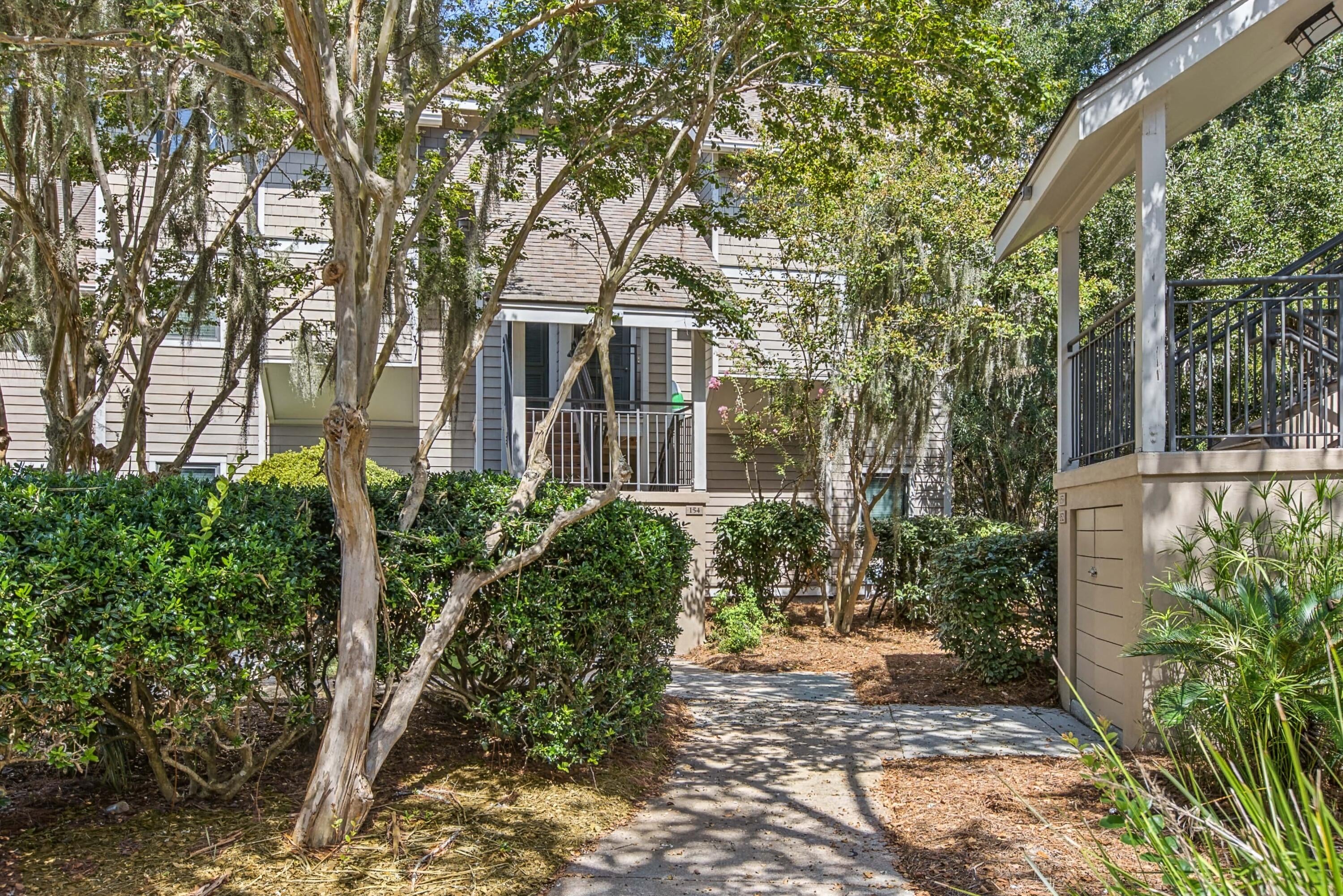 156 High Hammock Villas