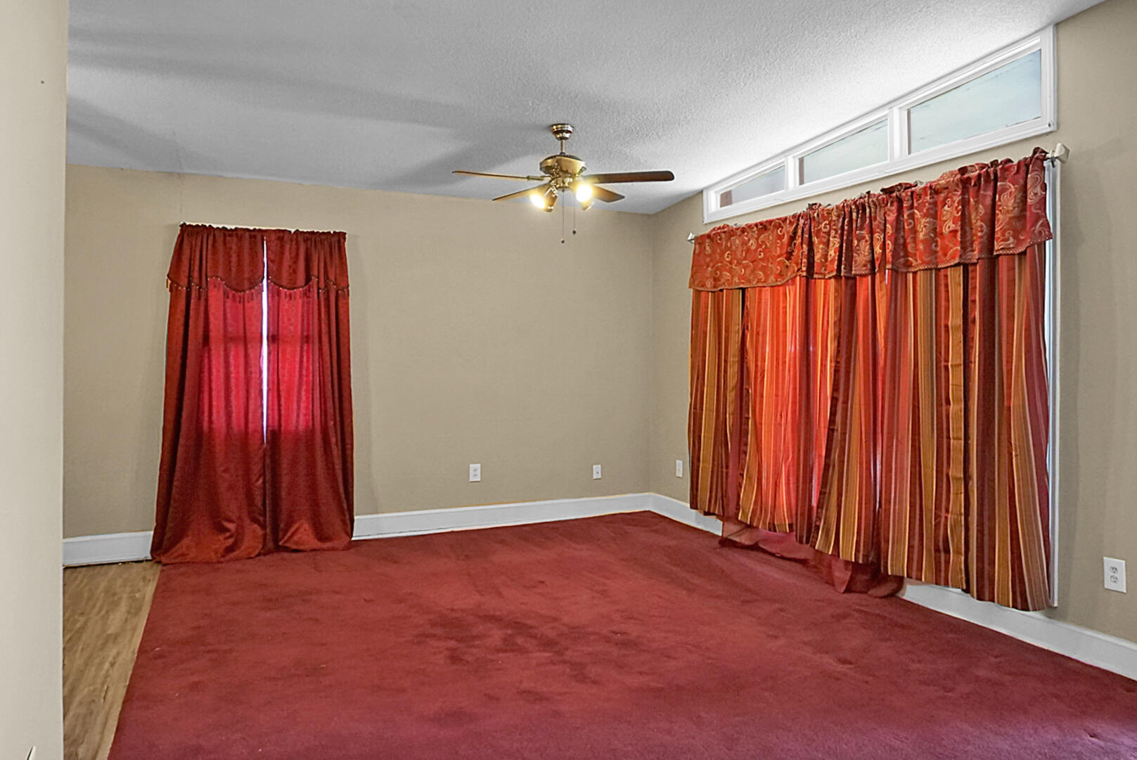 1449 S Sherwood Drive