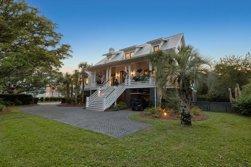 Photo of 2002 Ion Avenue, Sullivans Island, SC 29482 (MLS # 25030270)