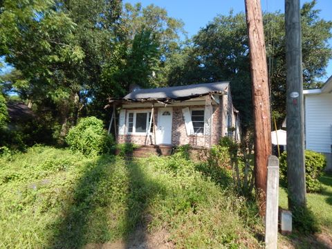 A home in Summerville