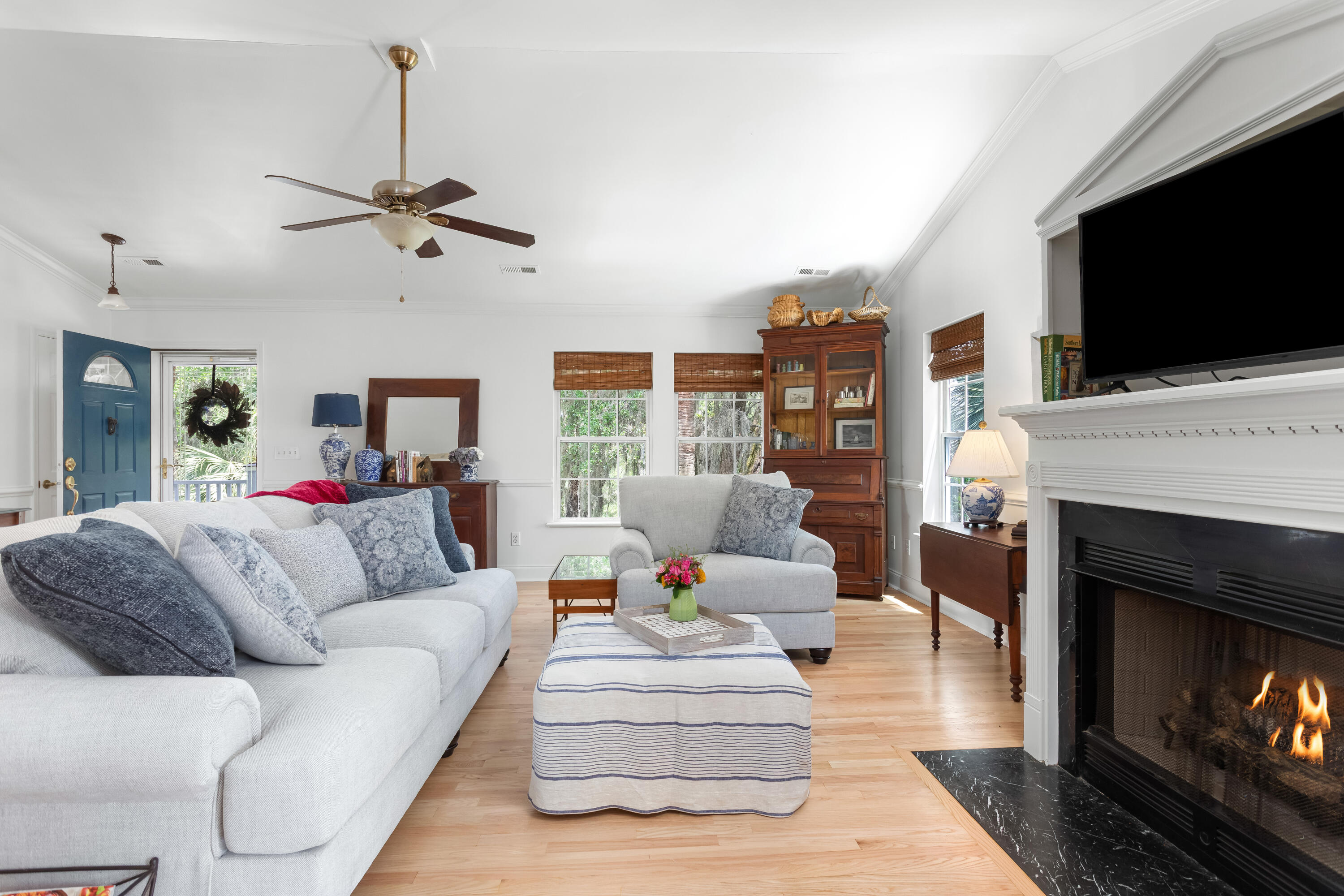 1604 Macoma Drive