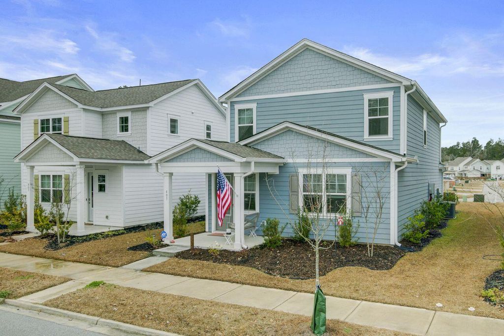 Photo of 405 Oak View Way, Summerville, SC 29483 (MLS # 26002680)