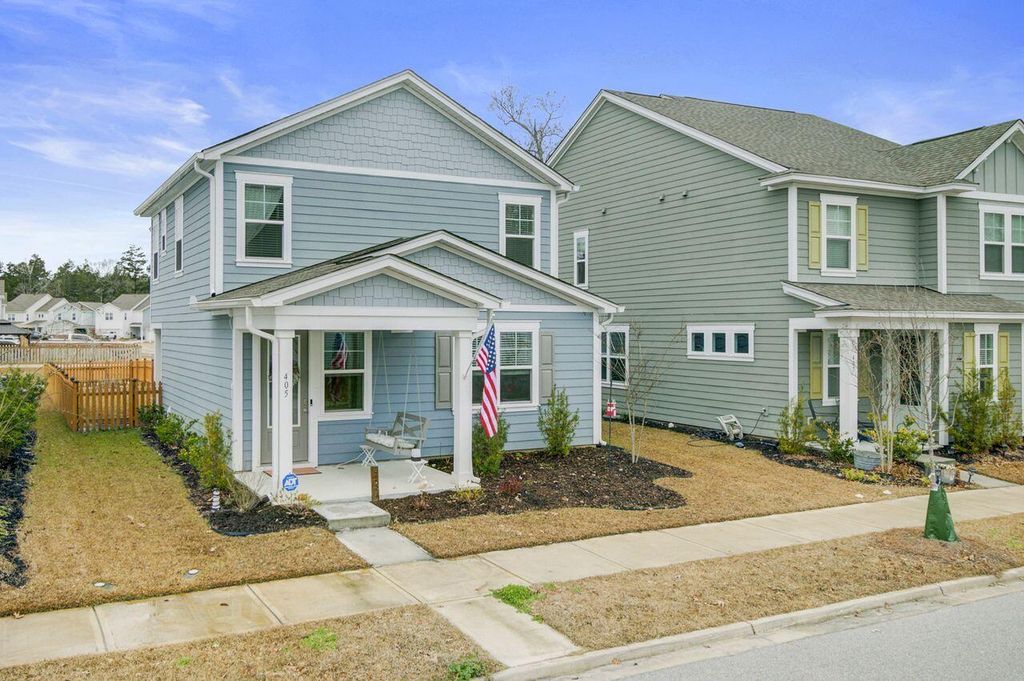 Photo of 405 Oak View Way, Summerville, SC 29483 (MLS # 26002680)