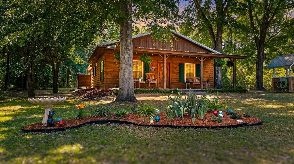 Photo of 1131 Hickory Drive, Summerton, SC 29148 (MLS # 26014528)