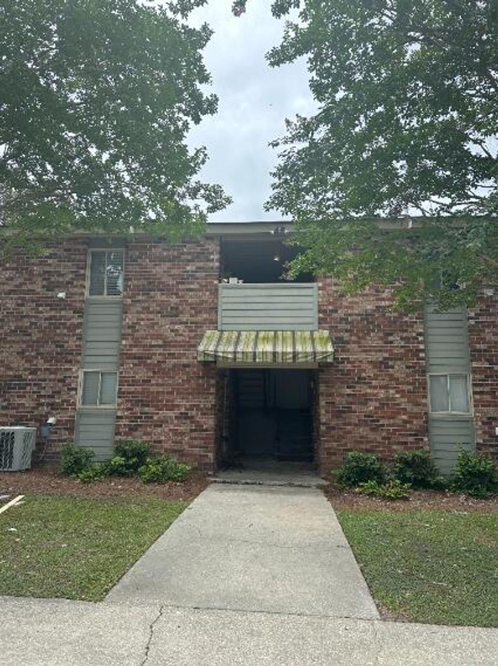 Photo of 704 Andrea Court, Hanahan, SC 29410 (MLS # 26012894)