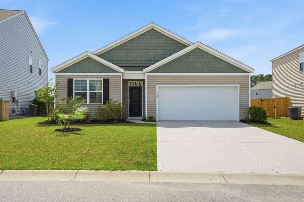 Photo of 521 Sybilwood Ln, Summerville, SC 29486 (MLS # 26009551)