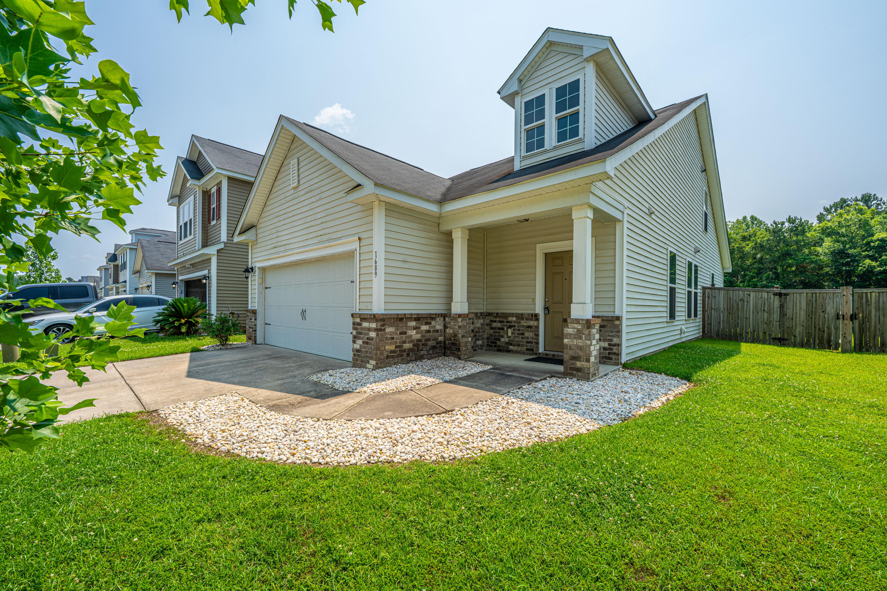 1689 Eider Down Drive