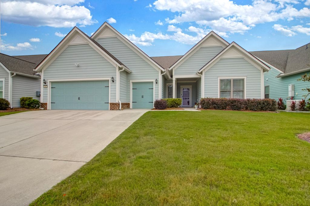 Photo of 103 Ivy Terrace Road, Summerville, SC 29486 (MLS # 25025771)