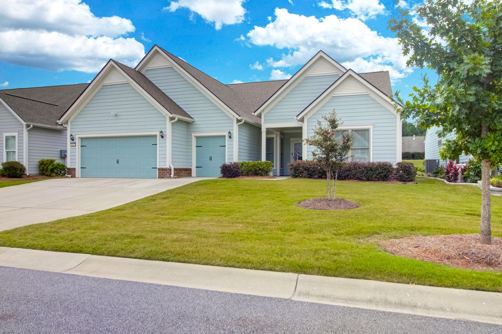 Photo of 103 Ivy Terrace Road, Summerville, SC 29486 (MLS # 25025771)