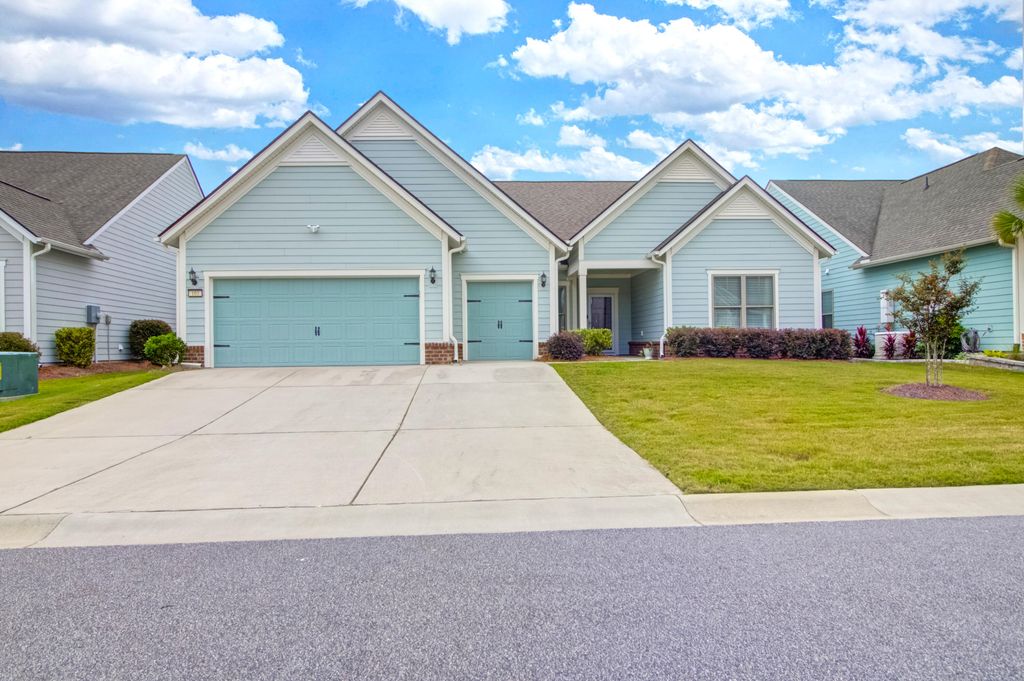 Photo of 103 Ivy Terrace Road, Summerville, SC 29486 (MLS # 25025771)