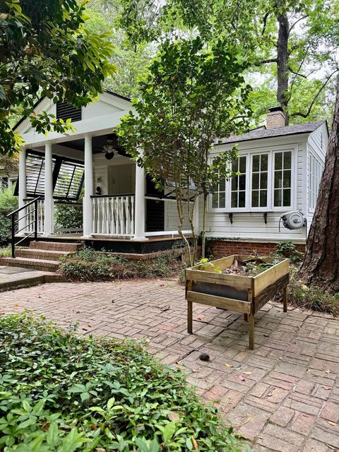 122 Gadsden Street Summerville SC 29483