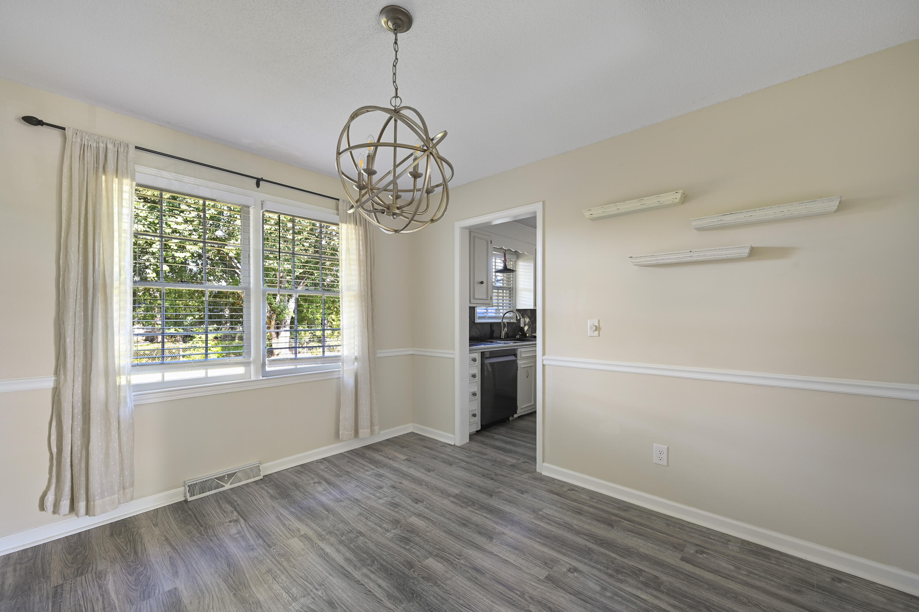 8131 Waltham Road