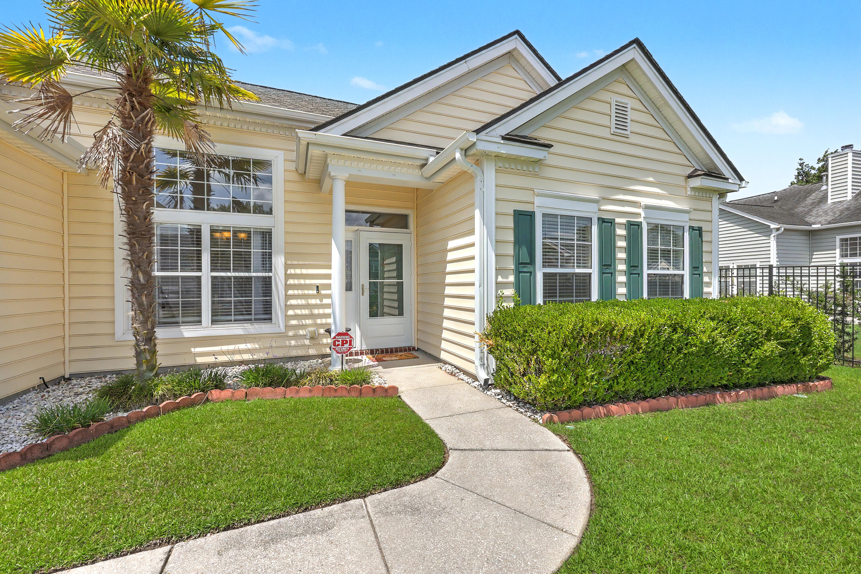583 Ivy Circle