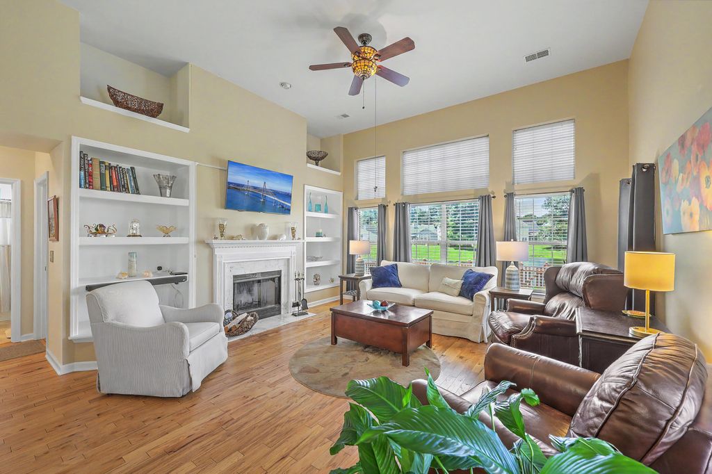 Photo of 583 Ivy Circle, Charleston, SC 29414 (MLS # 26020943)