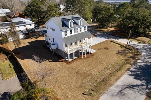 A home in Mount Pleasant