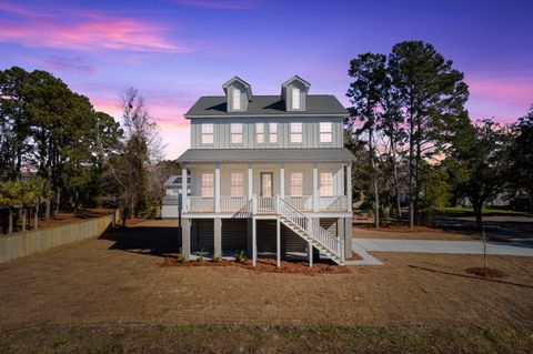 A home in Mount Pleasant