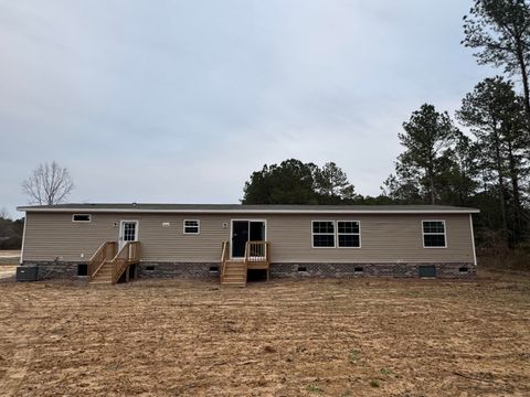 A home in Eutawville