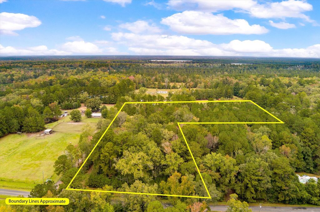 Photo of 140 Gallashaw Road, Summerville, SC 29483 (MLS # 25029396)