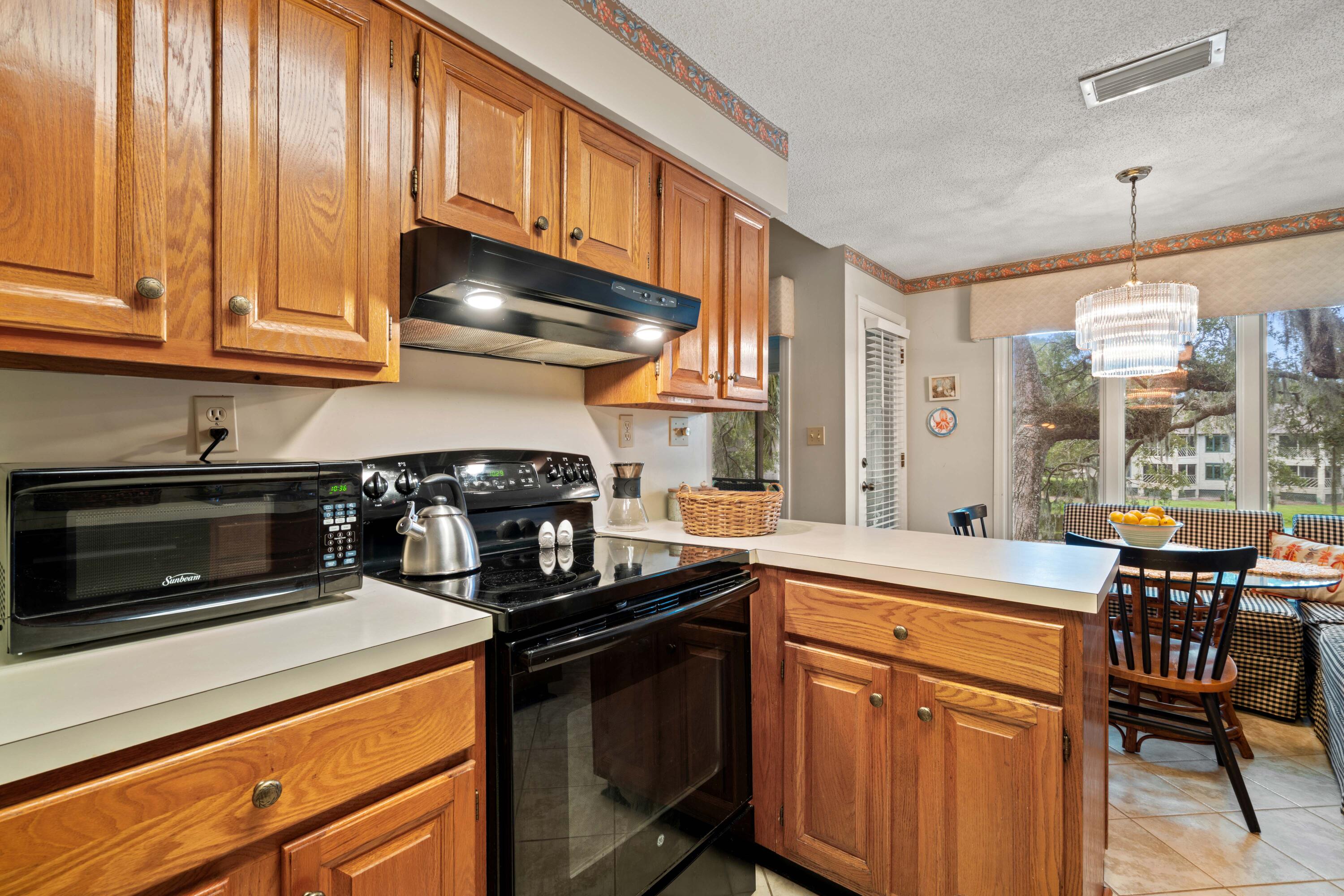 5508 Green Dolphin Way