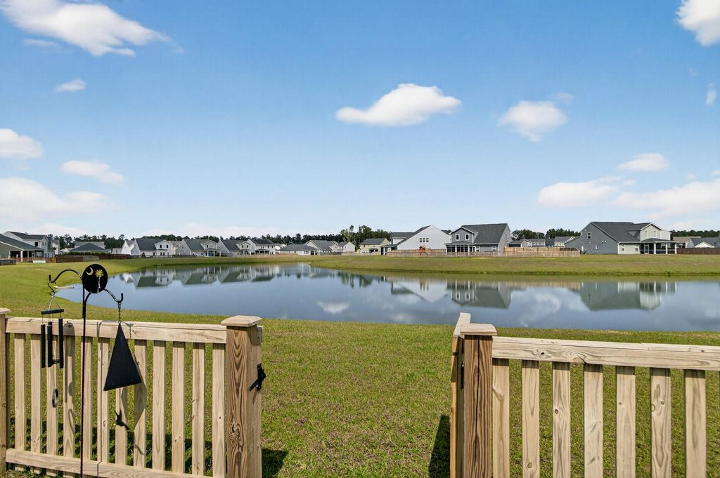 Photo of 761 Sienna Way, Summerville, SC 29486 (MLS # 26009346)