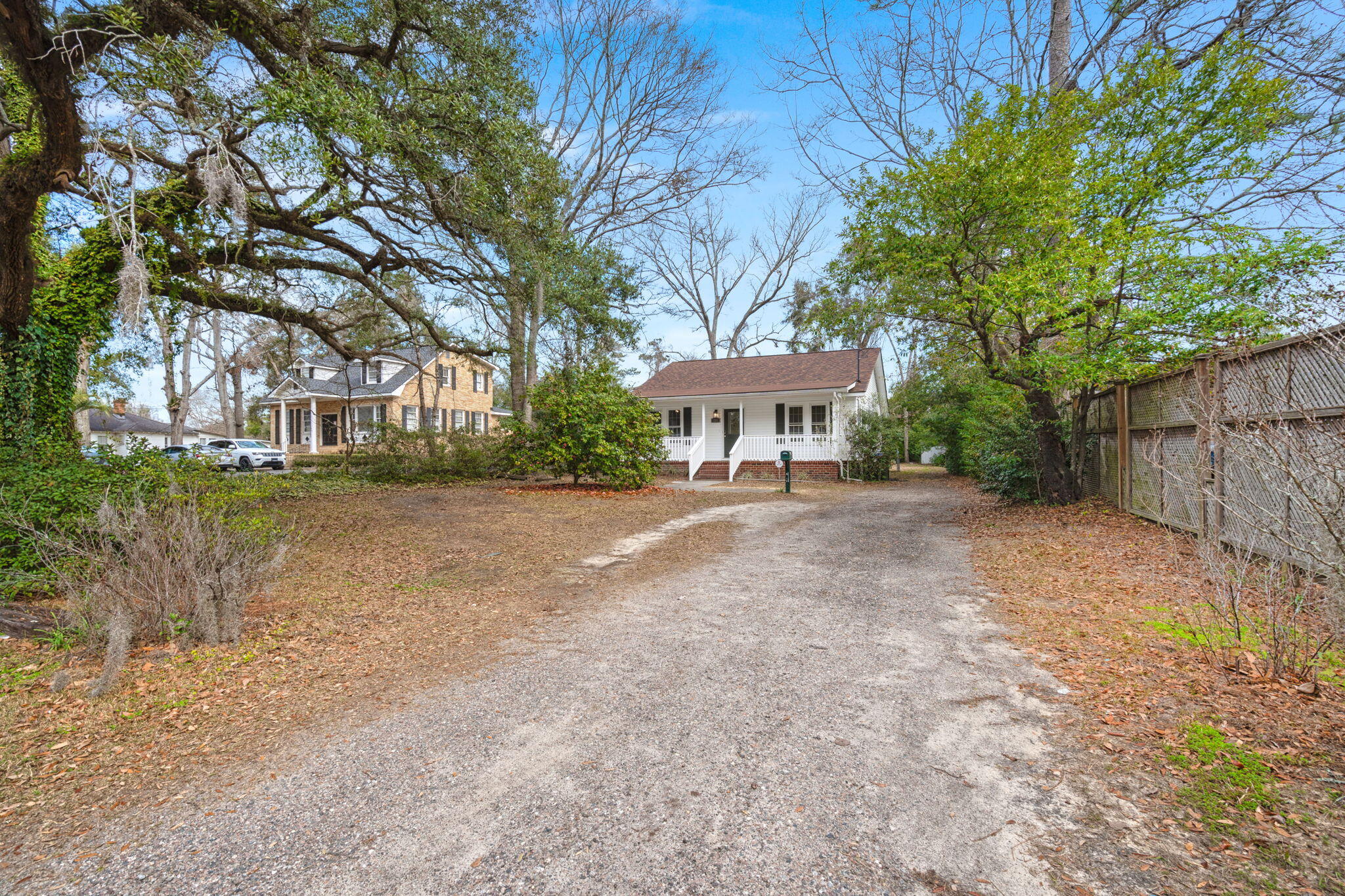 209 E 1st N Street