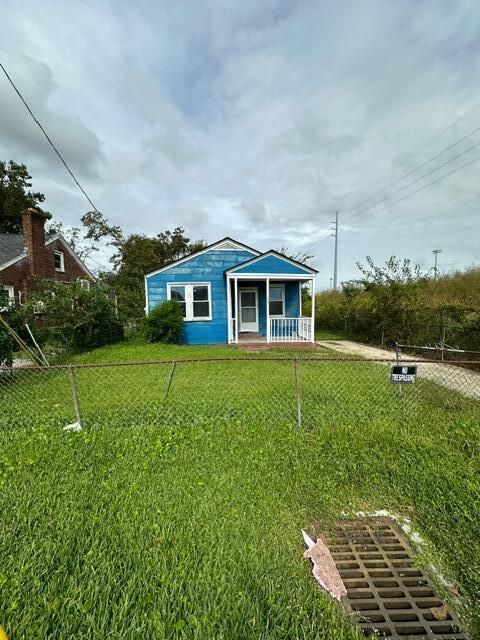 A home in North Charleston