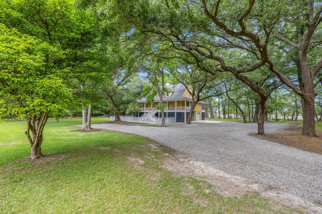 Photo of 6434 Saint Anthony Drive, Meggett, SC 29449 (MLS # 25014642)