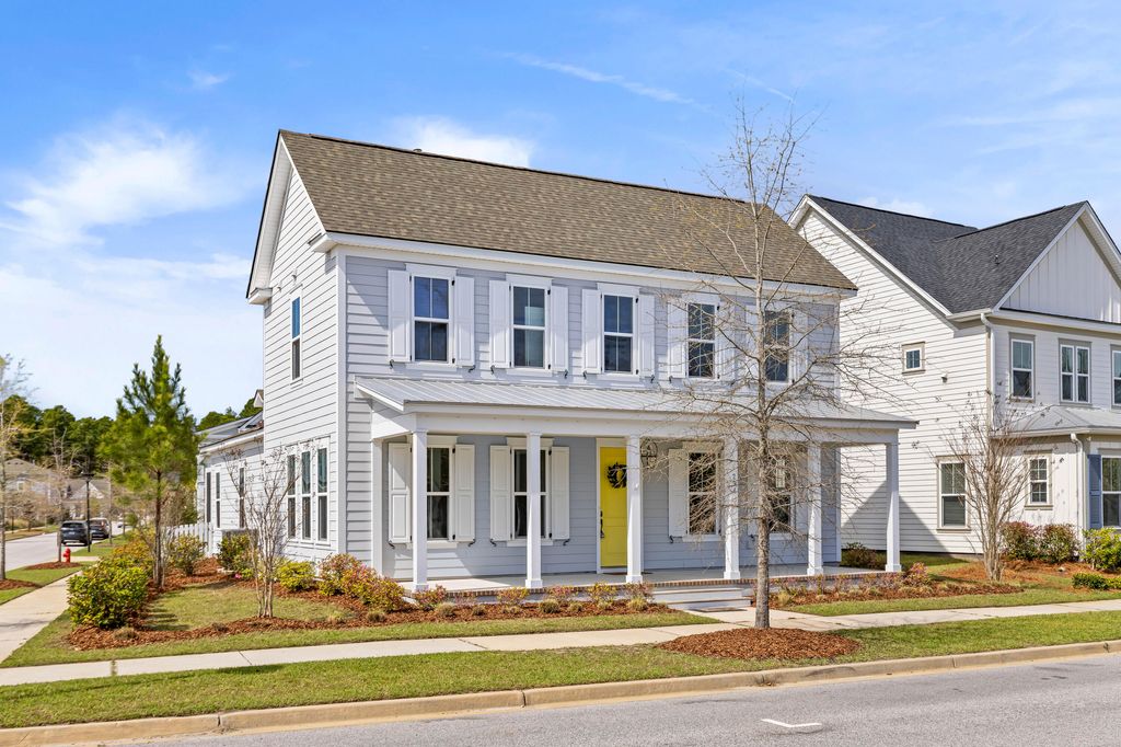 Photo of 294 Great Lawn Drive, Summerville, SC 29486 (MLS # 26007662)