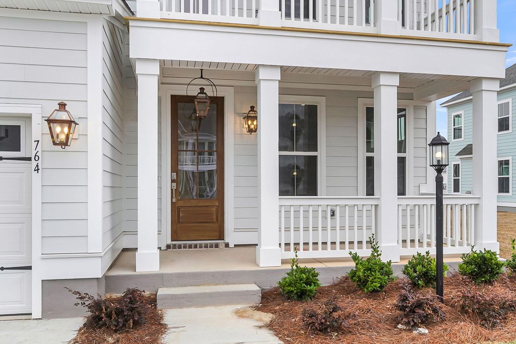 Photo of 764 Maynard Lane, Summerville, SC 29486 (MLS # 26011244)