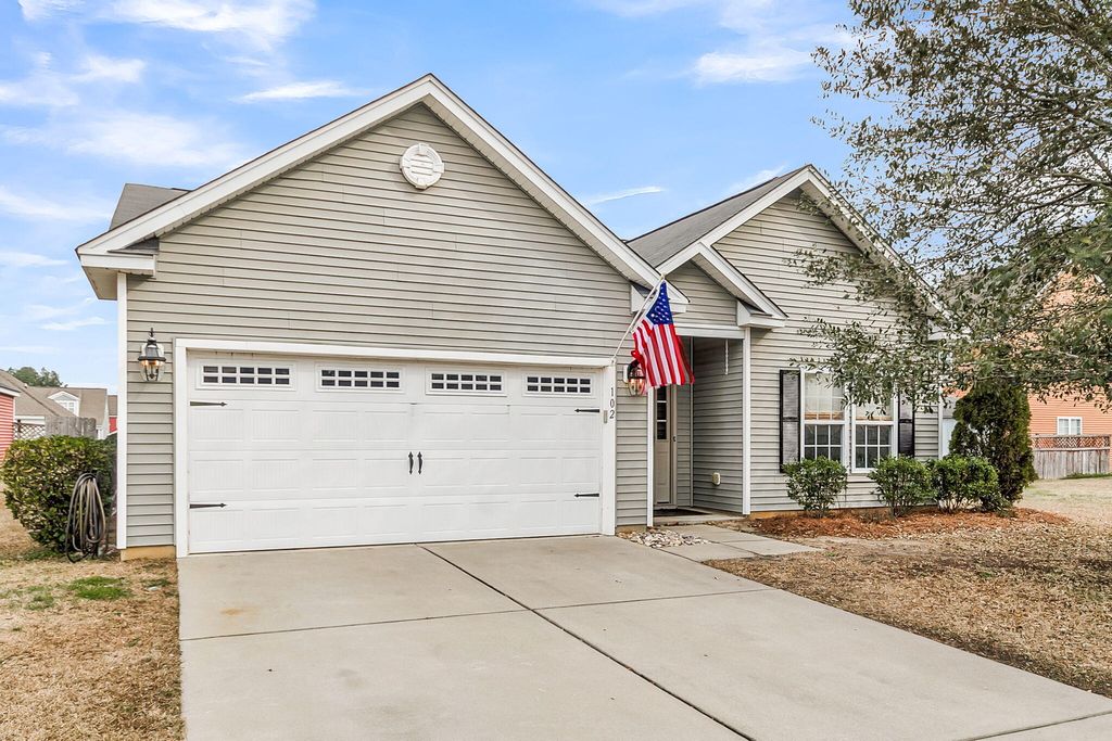 Photo of 102 Worthington Drive, Moncks Corner, SC 29461 (MLS # 26005456)