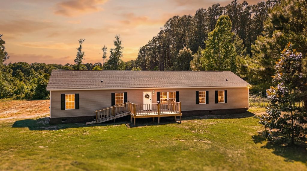 Photo of 131 Ridgle Estates Road, Harleyville, SC 29448 (MLS # 26014330)