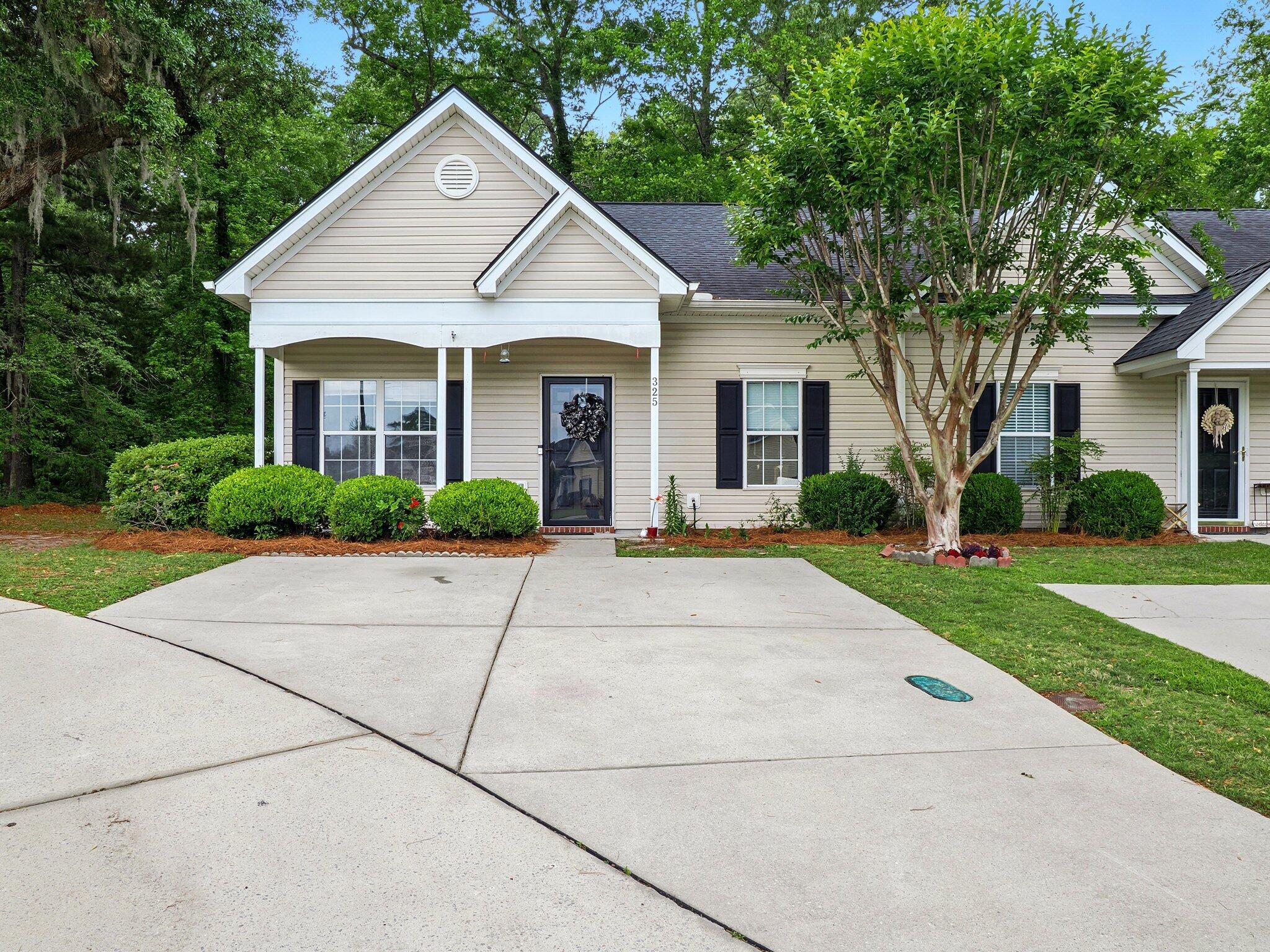 325 Dupont Way