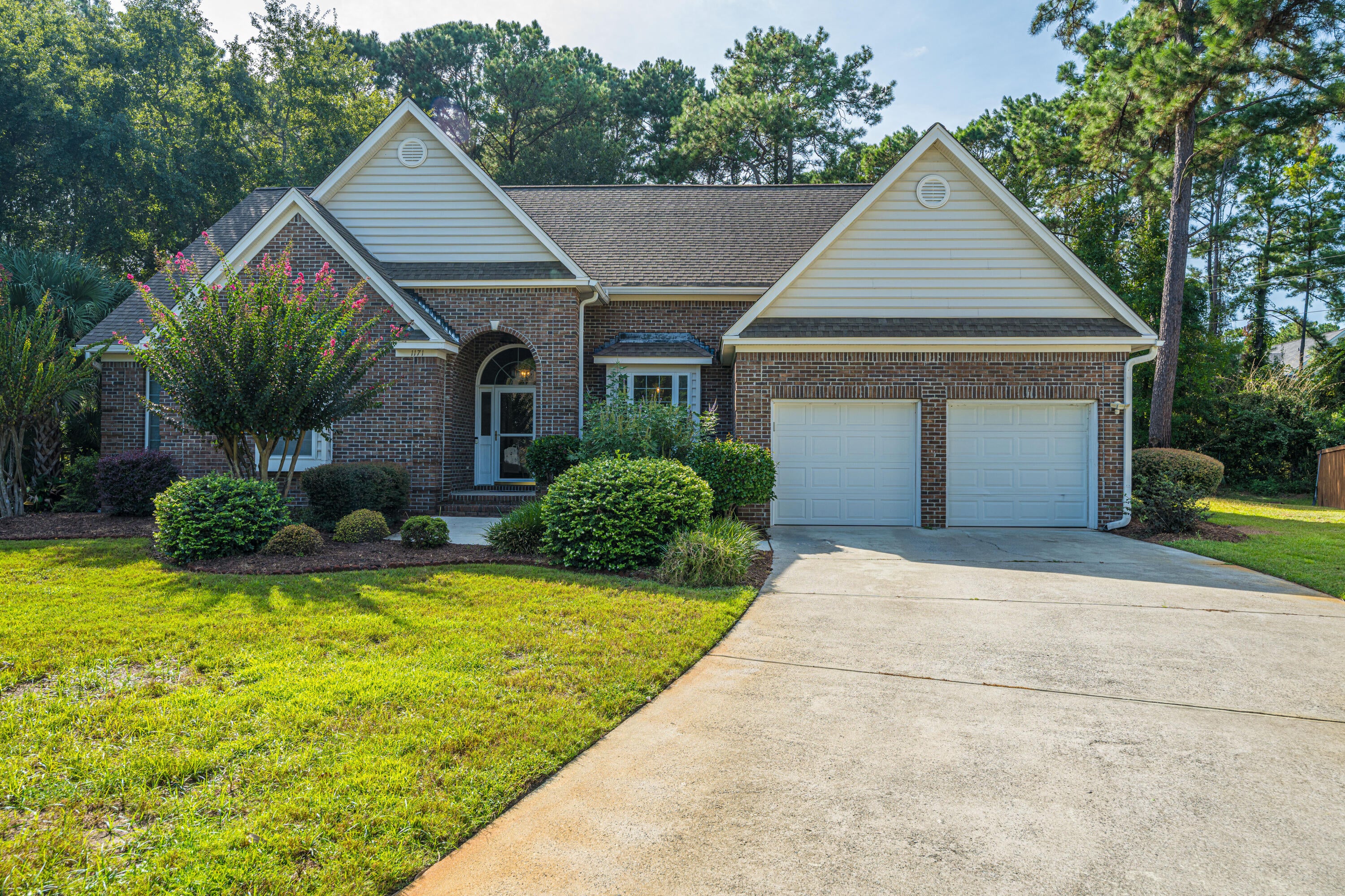 1171 Ballyliffen Drive