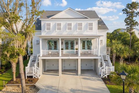 Photo of 1537 Menhaden Lane, Mount Pleasant, SC 29466 (MLS # 26006892)