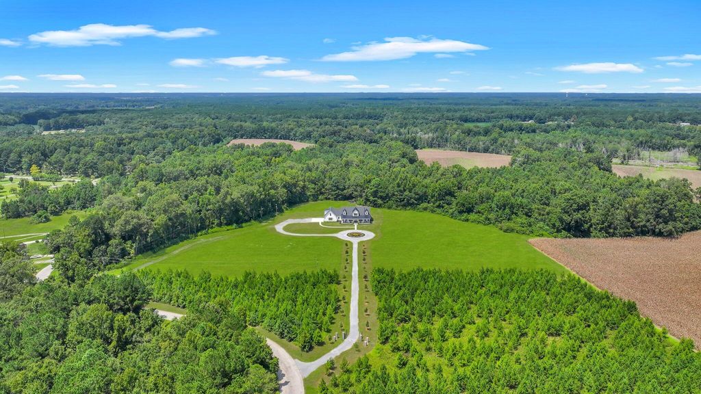 Photo of 146 Noel Drive, Vance, SC 29163 (MLS # 26011679)