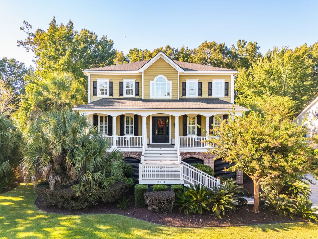 Photo of 2113 Beckenham Drive, Mount Pleasant, SC 29466 (MLS # 26028437)