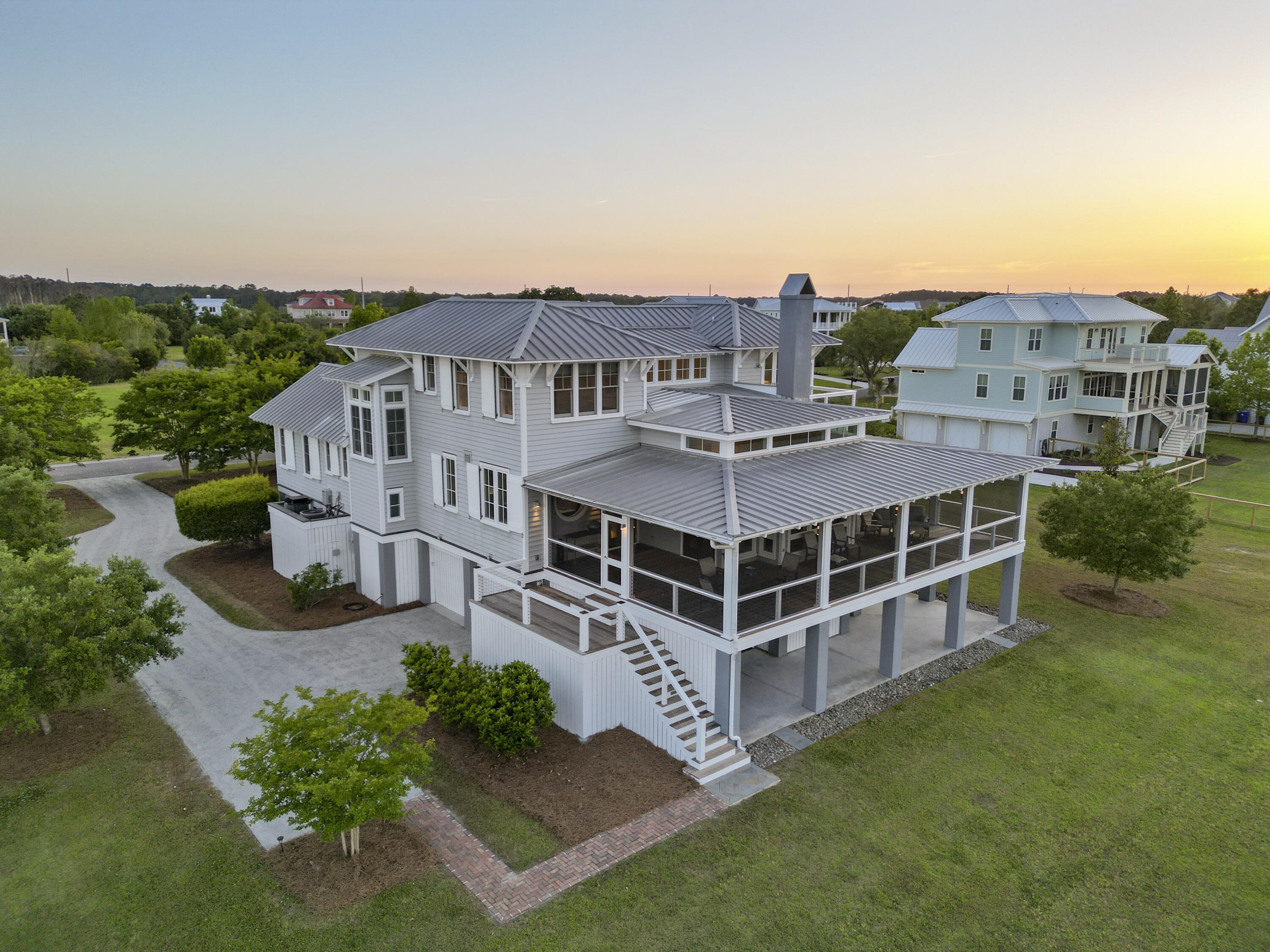1518 Bower Lane