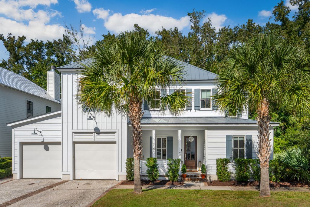 Photo of 1142 Fulton Hall Lane, Mount Pleasant, SC 29466 (MLS # 25027059)