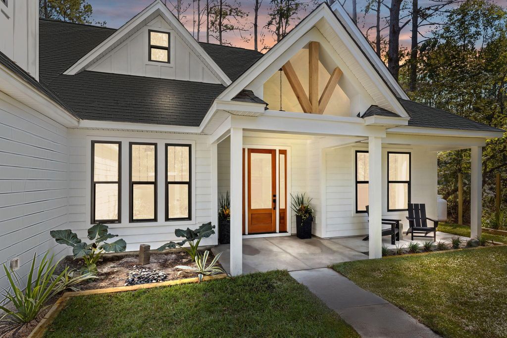 Photo of 1047 Butterfly Lane, Awendaw, SC 29429 (MLS # 25032299)