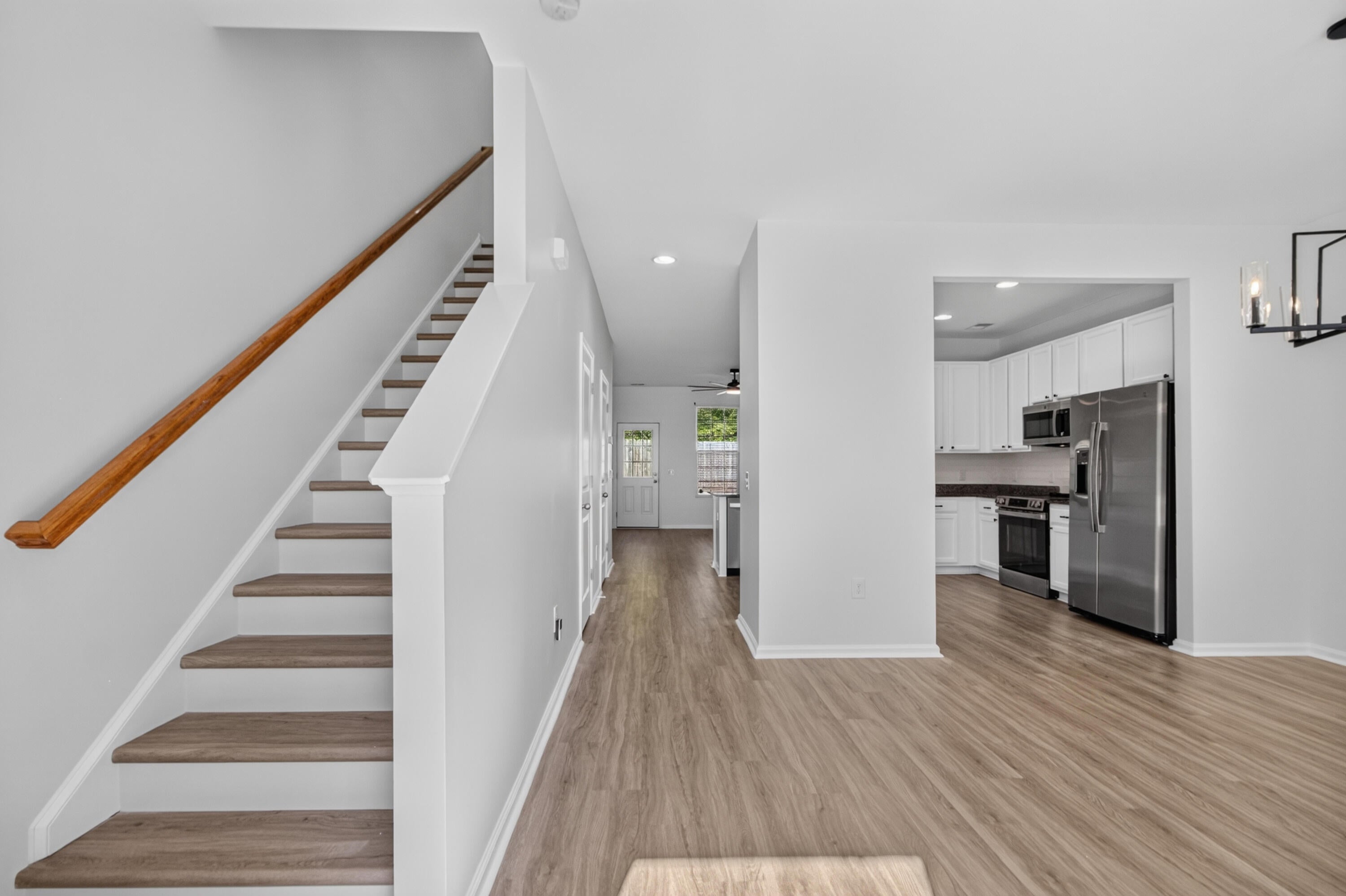 407 Hemingway Circle
