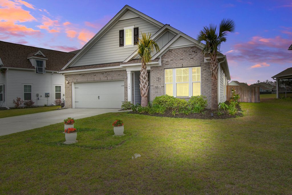 Photo of 349 Long Pier Street, Summerville, SC 29486 (MLS # 26008427)