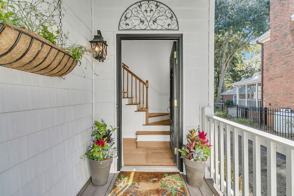 Photo of 1050 Loyalist Lane, Mount Pleasant, SC 29464 (MLS # 25028707)