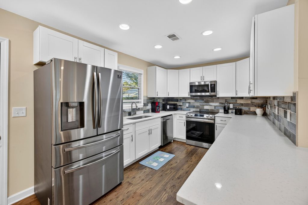 Photo of 112 Pullman Avenue, Summerville, SC 29486 (MLS # 26014380)