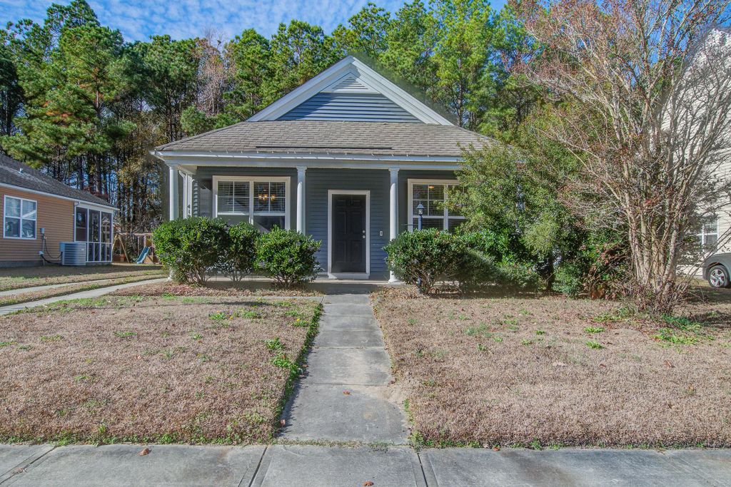 Photo of 419 Farrow Court #N/A, Moncks Corner, SC 29461 (MLS # 26000154)