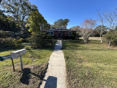 A home in Goose Creek