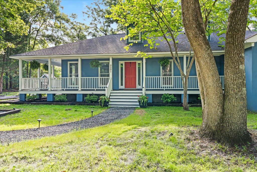 Photo of 4501 Millspring Road, Hollywood, SC 29449 (MLS # 26018429)