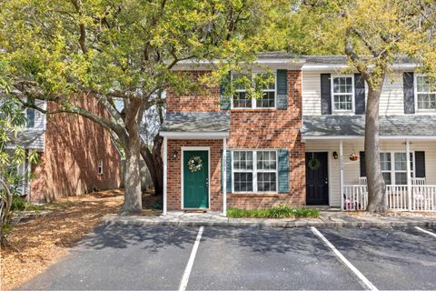Photo of 1521 Nantahala Boulevard, Mount Pleasant, SC 29464 (MLS # 26009424)